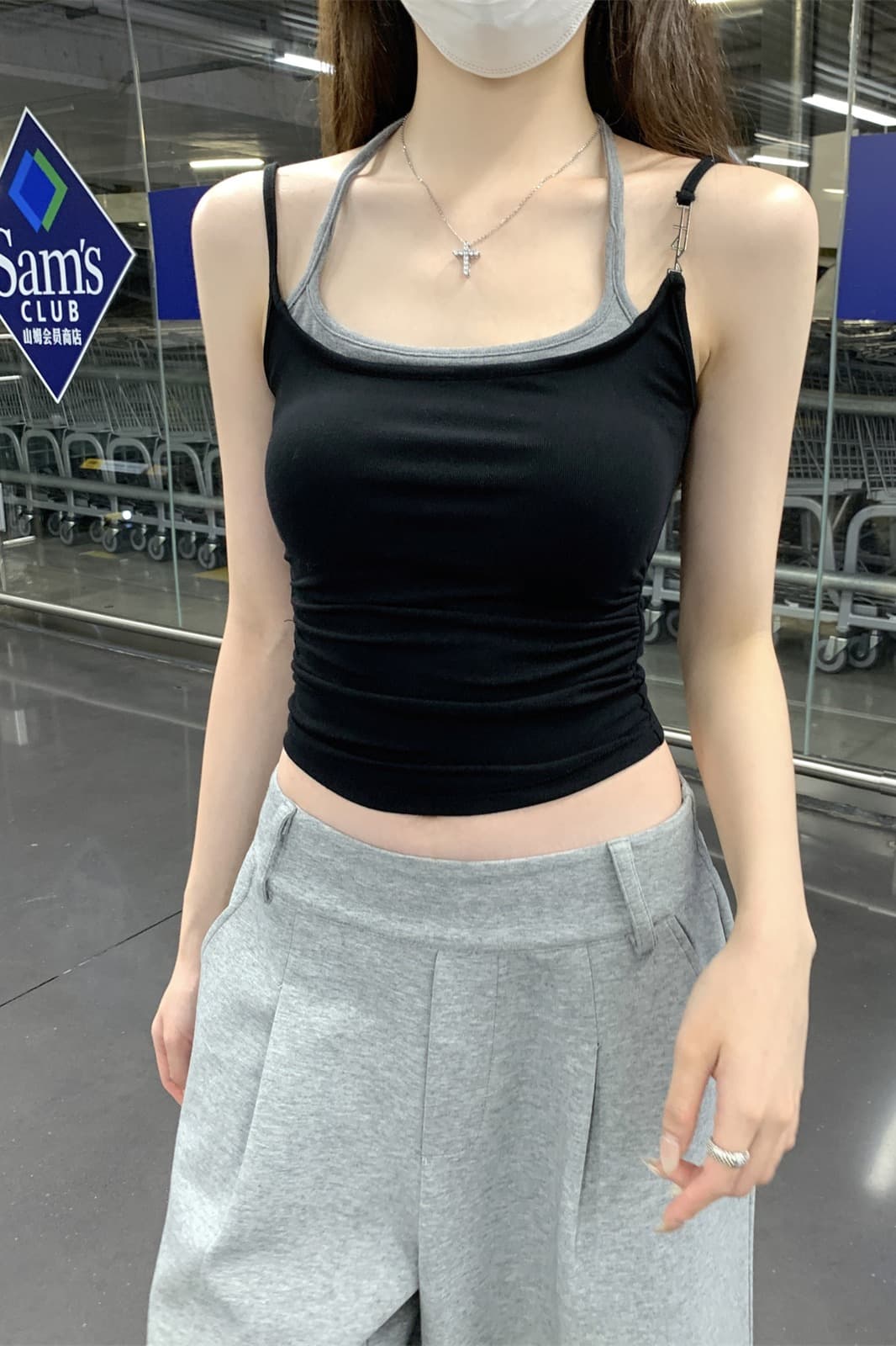 실사 정가 여름 한국 스타일 핫걸 페이크 레이어드 행침 목 레이스업 몸매 가꾸기 슬림해 보이는 만나는 캐미솔 맨위 이미지 7