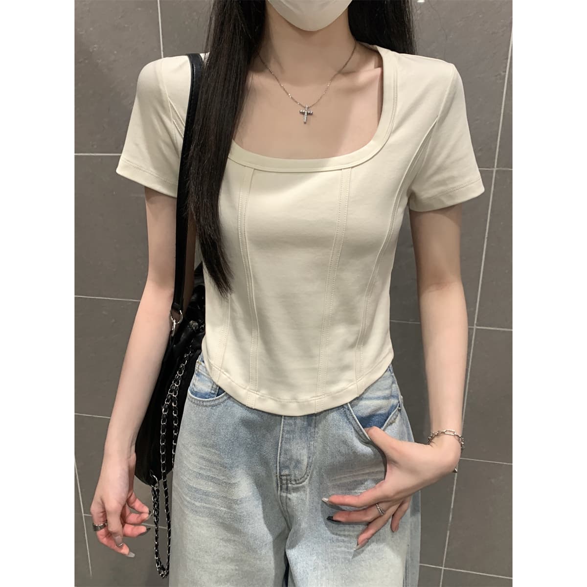 실사 정가 여름 한국 스타일 순수한 욕망 광장 칼라 긍정적 인 어깨 생선뼈 몸매 가꾸기 슬림해 보이는 다용도 반팔 티셔츠 쇼트 스타일 맨위 이미지 5