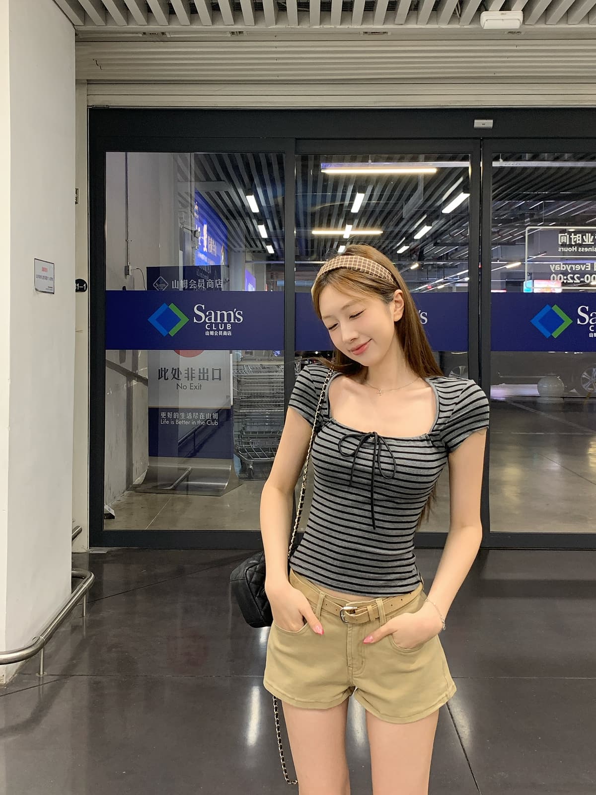 실사 정가 여름 한국 스타일 품격 광장 칼라 몸매 가꾸기 슬림해 보이는 레트로 배색 스트라이프 스트랩 반팔 티셔츠 맨위 상세 이미지 9