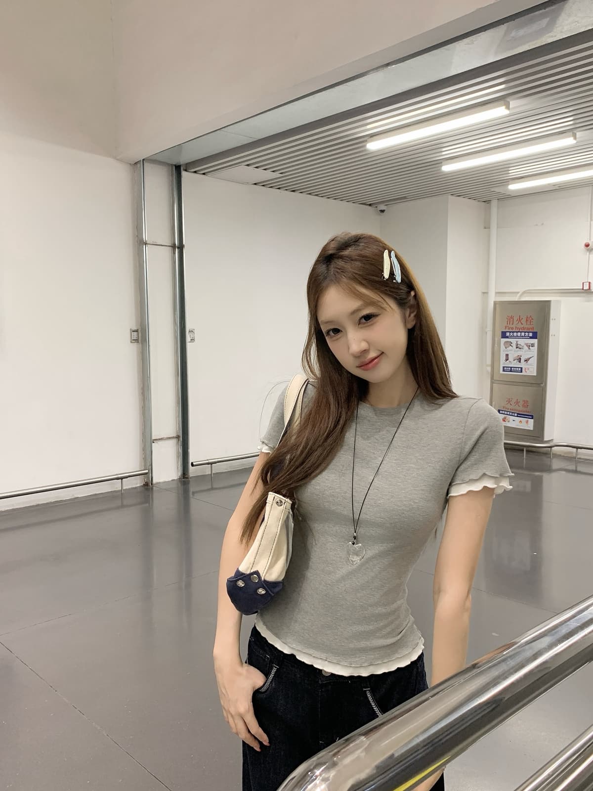 실사 정가 여름 한국 스타일 부드러운 다용도 이중층 프릴 패치워크 라운드 넥 몸매 가꾸기 연령 감소 반팔 티셔츠 여성 상세 이미지 7