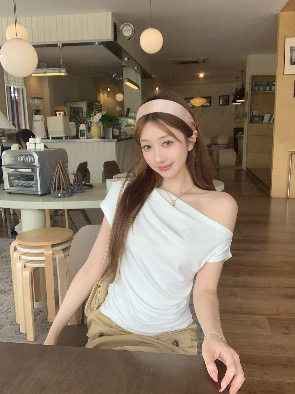 실사 정가 여름 한국 스타일 순수한 욕망 바람 비스듬한 어깨 주름 품격 다용도 반팔 티셔츠 맨위 상세 이미지 2