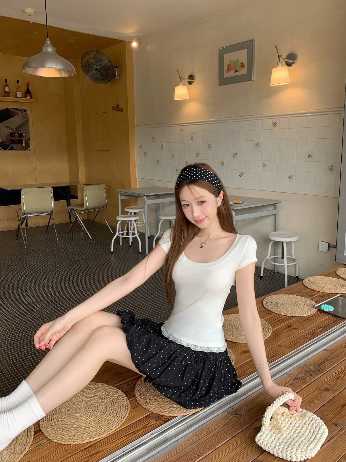 실사 정가 여름 한국 스타일 u 칼라 순수한 욕망 바람 품격 다용도 레이스 측면 몸매 가꾸기 슬림해 보이는 반팔 티셔츠 맨위 상세 이미지 8