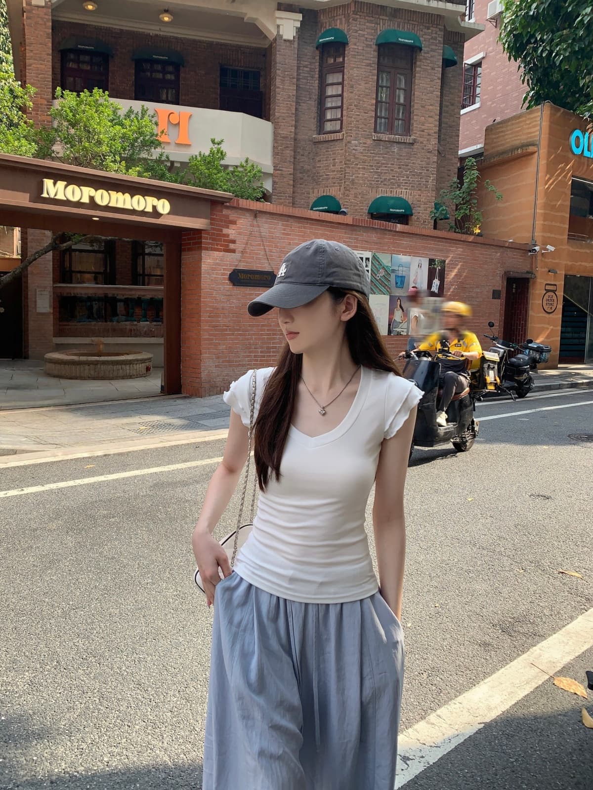 실사 정가 여름 한국 스타일 주간 실크 작은 날다 소매 V넥 단색 품격 다용도 반팔 티셔츠 맨위 상세 이미지 28