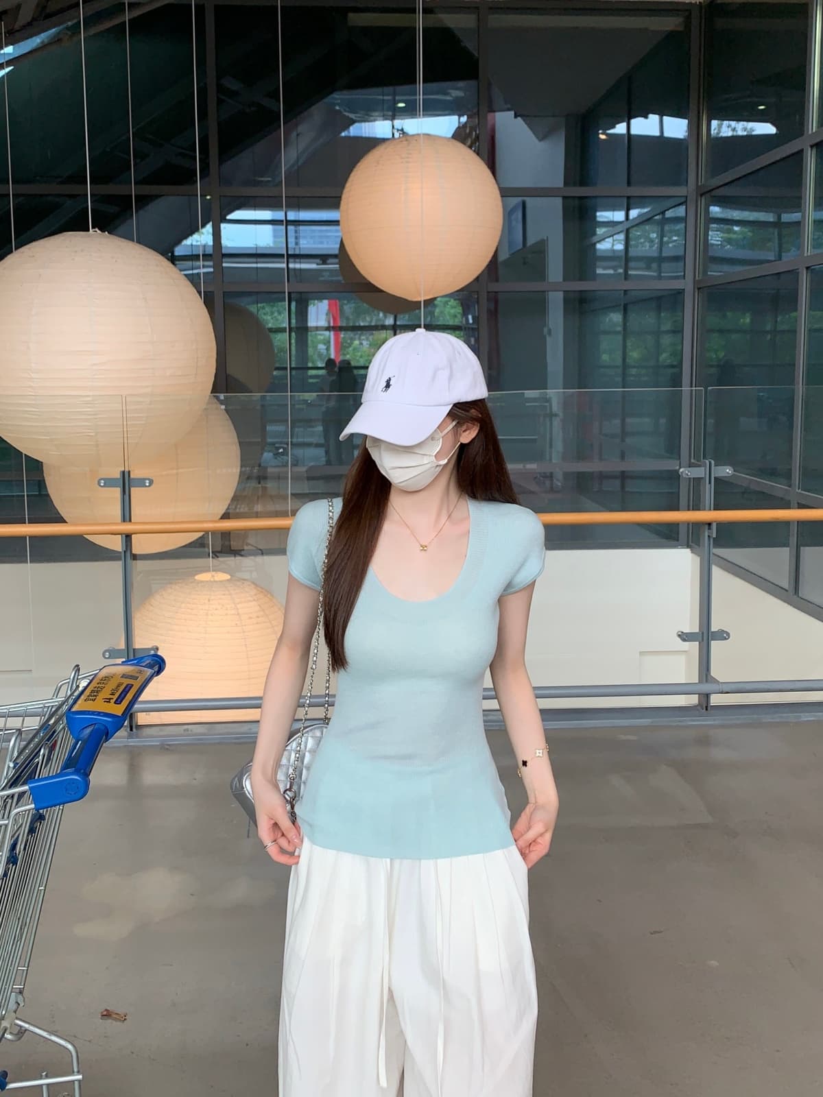 실사 정가 여름 한국 스타일 u 칼라 단색 미니멀리즘 기초 다용도 몸매 가꾸기 슬림해 보이는 반팔 니트 스웨터 맨위 상세 이미지 13