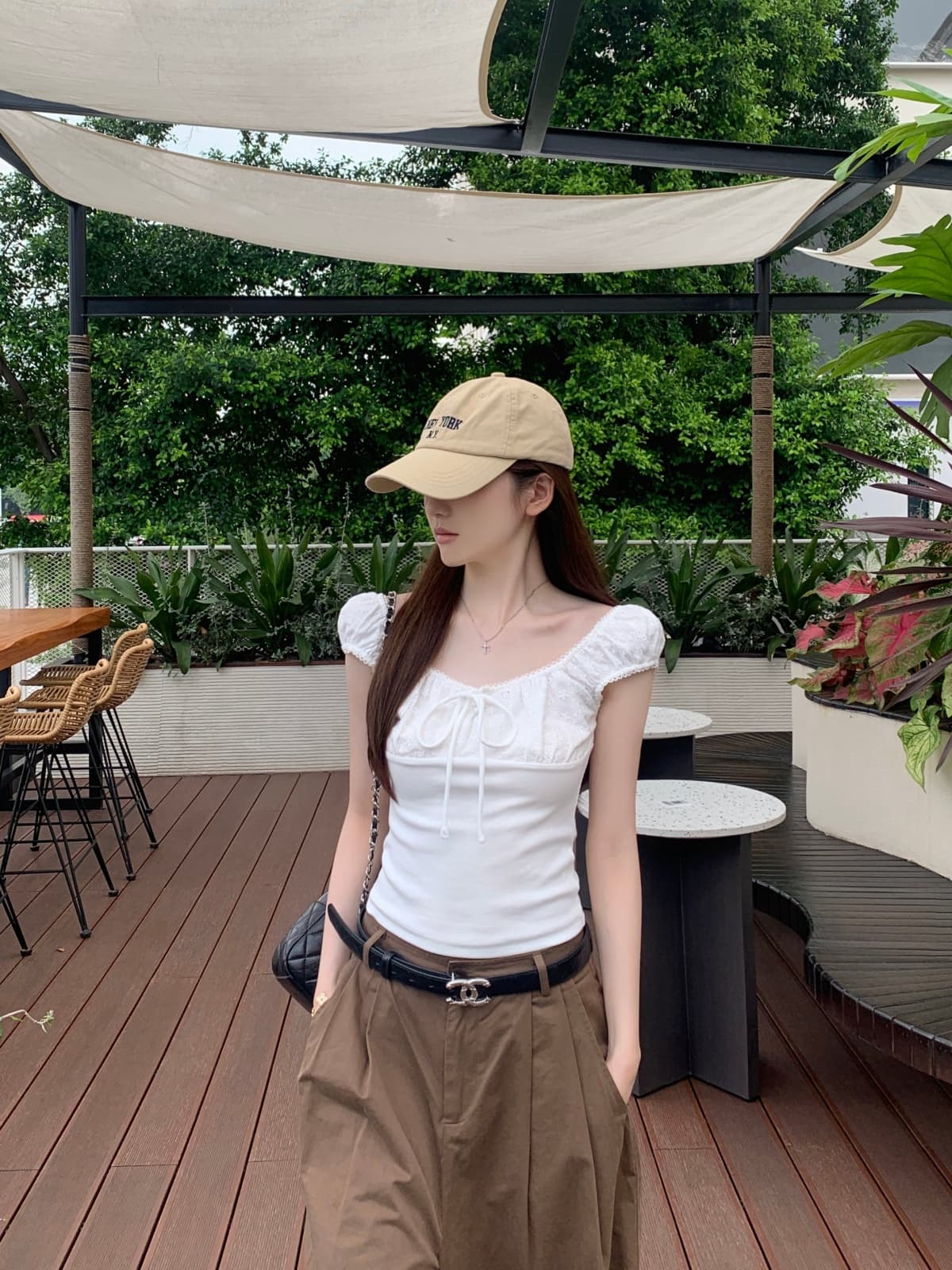 실사 정가 여름 한국 스타일 광장 칼라 레이스 스트랩 자카드 품격 다용도 몸매 가꾸기 슬림해 보이는 반팔 티셔츠 맨위 이미지 4