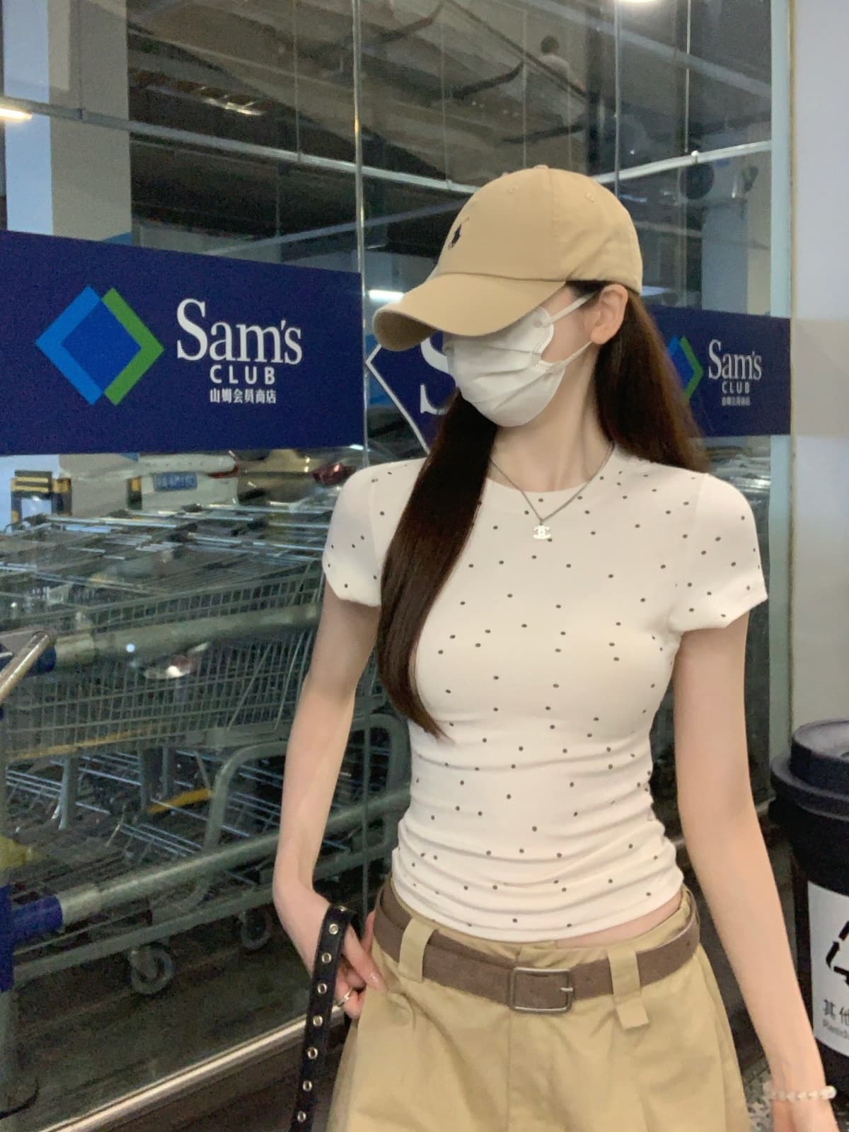 실사 정가 여름 한국 스타일 라운드 넥 도트 무늬 긍정적 인 어깨 몸매 가꾸기 슬림해 보이는 품격 다용도 반팔 티셔츠 맨위 상세 이미지 5