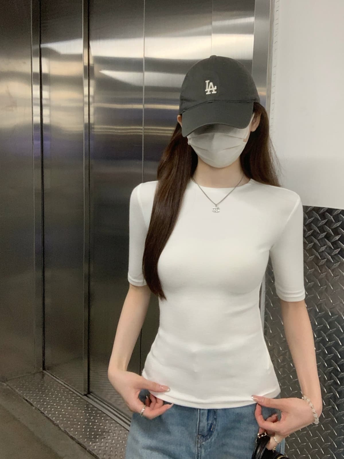 실사 정가 여름 한국 스타일 라운드 넥 단색 미니멀리즘 다용도 품격 몸매 가꾸기 슬림해 보이는 반팔 티셔츠 맨위 상세 이미지 19