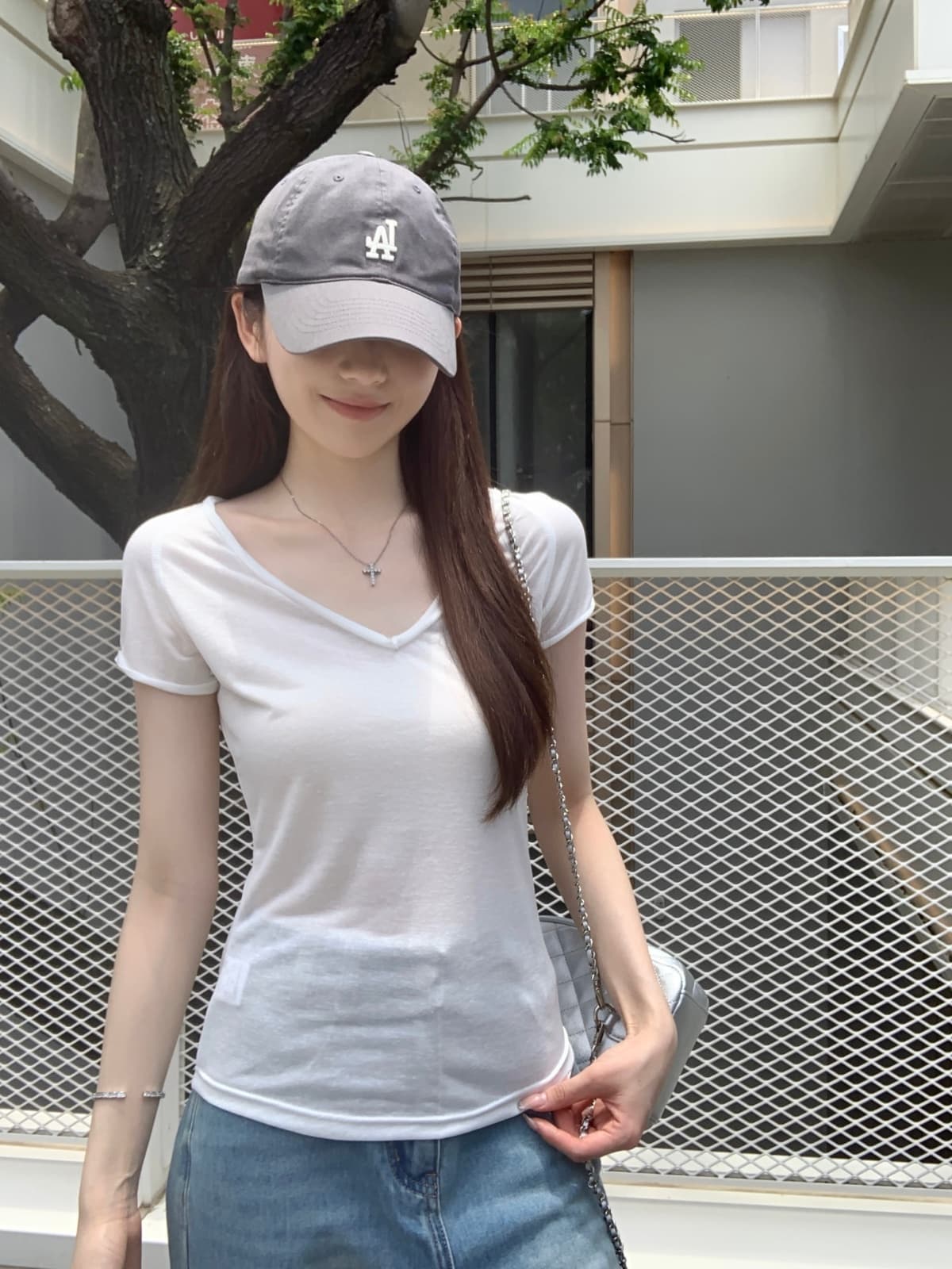 실사 정가 여름 한국 스타일 주간 실크 V넥 볼륨 측면 단색 미니멀리즘 품격 다용도 반팔 티셔츠 맨위 상세 이미지 8