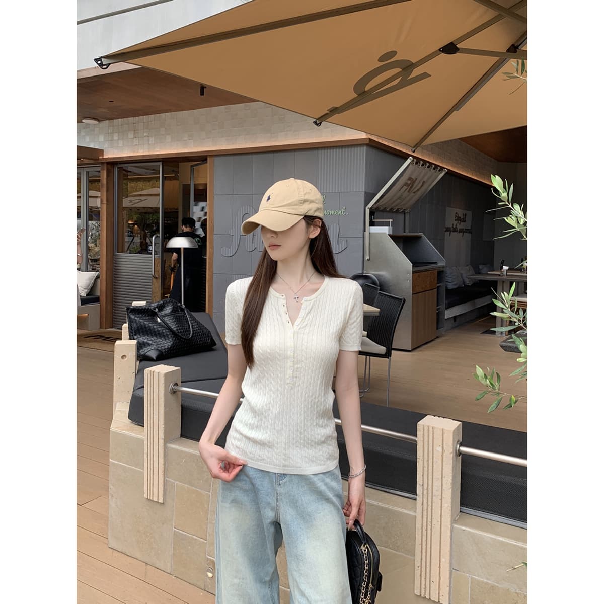 실사 정가 여름 한국 스타일 라운드 넥 단추 디자인 몸매 가꾸기 슬림해 보이는 품격 다용도 반팔 니트 스웨터 맨위 이미지 5