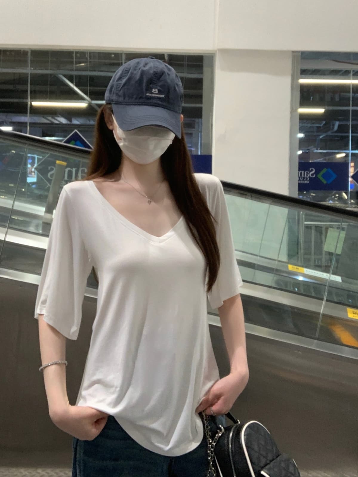 실사 정가 여름 한국 스타일 V넥 단색 미니멀리즘 품격 다용도 루즈핏 반팔 티셔츠 맨위 상세 이미지 6