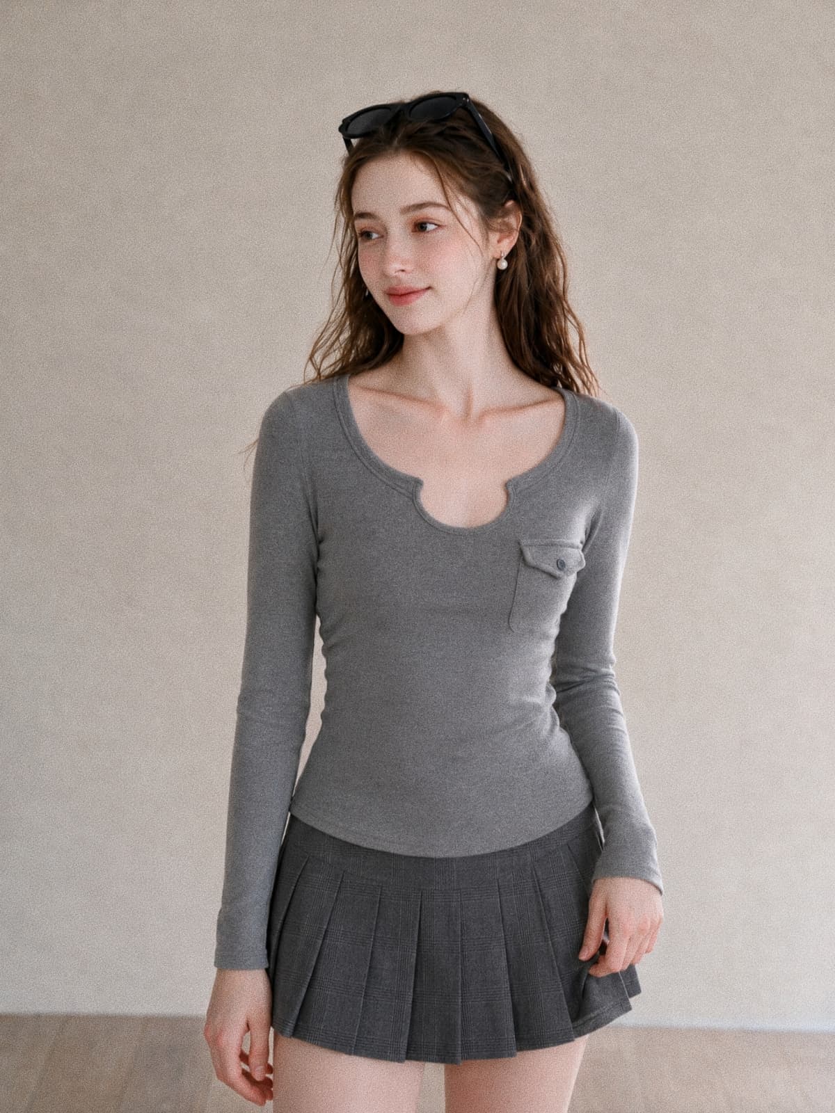 가을 한국 스타일 레트로 핫걸 반 개방 칼라 몸매 가꾸기 슬림해 보이는 주머니 디자인 긴팔 t 셔츠 기본 셔츠 맨위 여성 상세 이미지 3