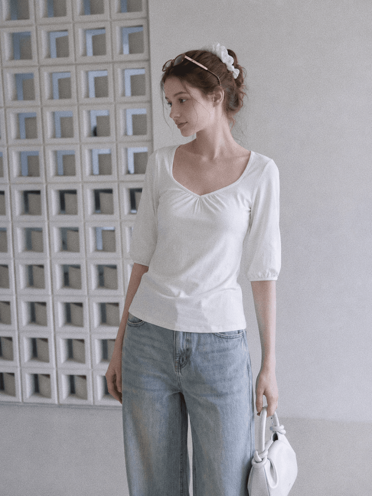 부드러운 바람 광장 칼라 칼라 중간 소매 주름 디자인 t 셔츠 여름 새로운 느슨함 센스 품격 허리 수축 슬림해 보이는 맨위 상세 이미지 4