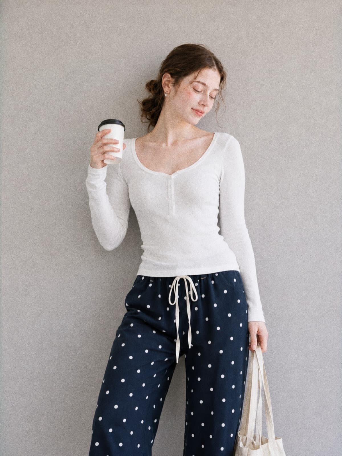 가을 새로운 헨리 칼라 우유 황색 긴팔 인사이드 가져 가라. 티셔츠 여성 미니멀리즘 순수한 욕망 몸매 가꾸기 대 네클라인 만나는 맨위 상세 이미지 6