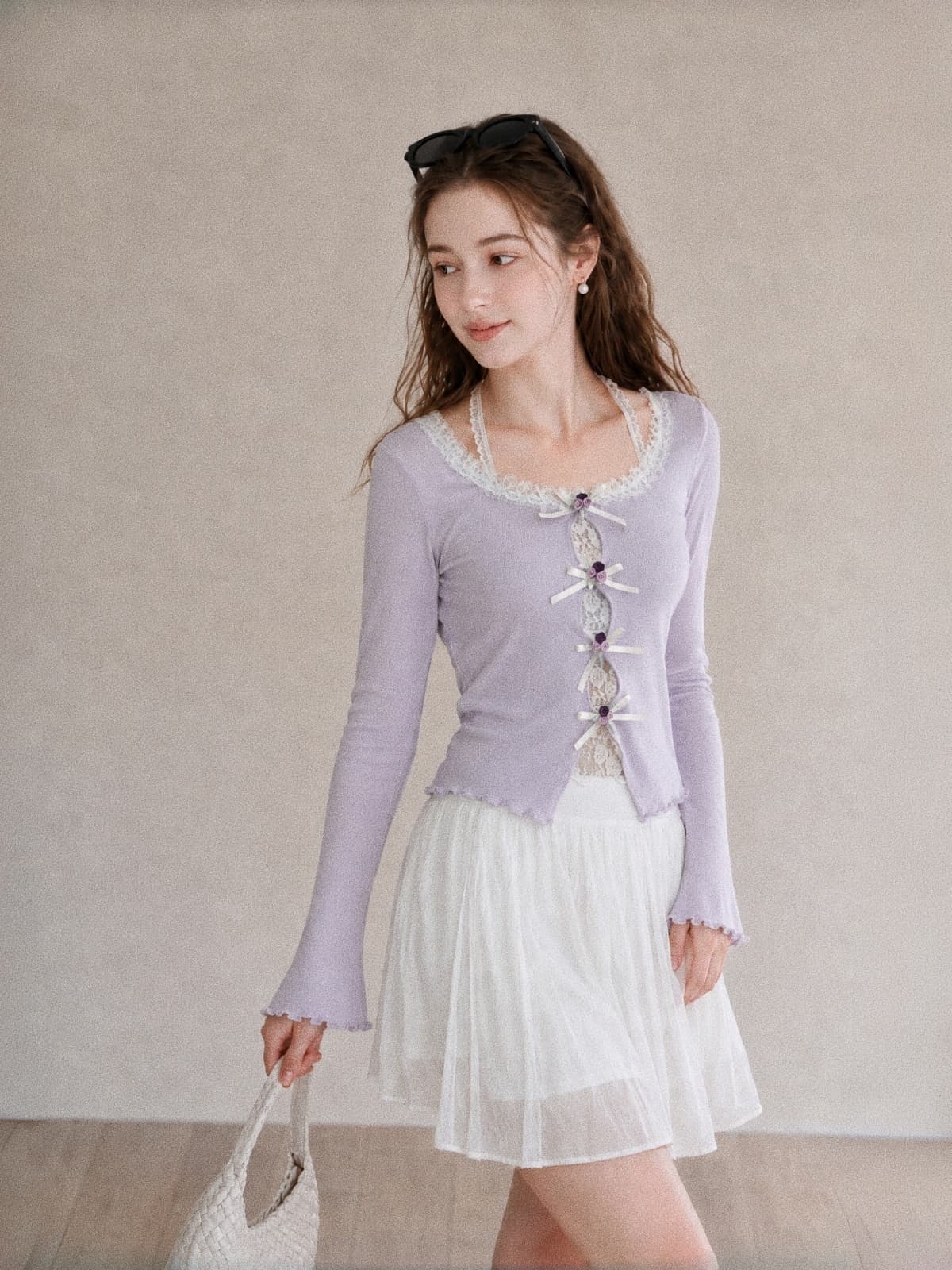 순수한 욕망 레이스 조각 나비 매듭 페이크 레이어드 나팔 소매 티셔츠 여성 가을 향기로운 芋 보라색 홀로우 아웃 디자인 센스 맨위 상세 이미지 2