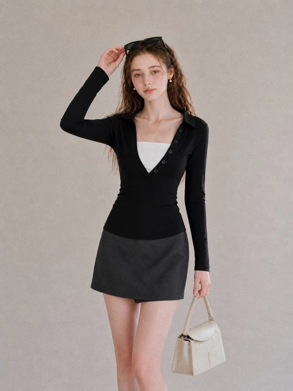 가을 새로운 한국 스타일 품격 몸매 가꾸기 단추 배색 페이크 레이어드 POLO 칼라 긍정적 인 어깨 긴팔 인사이드 가져 가라. 티셔츠 맨위 상세 이미지 3