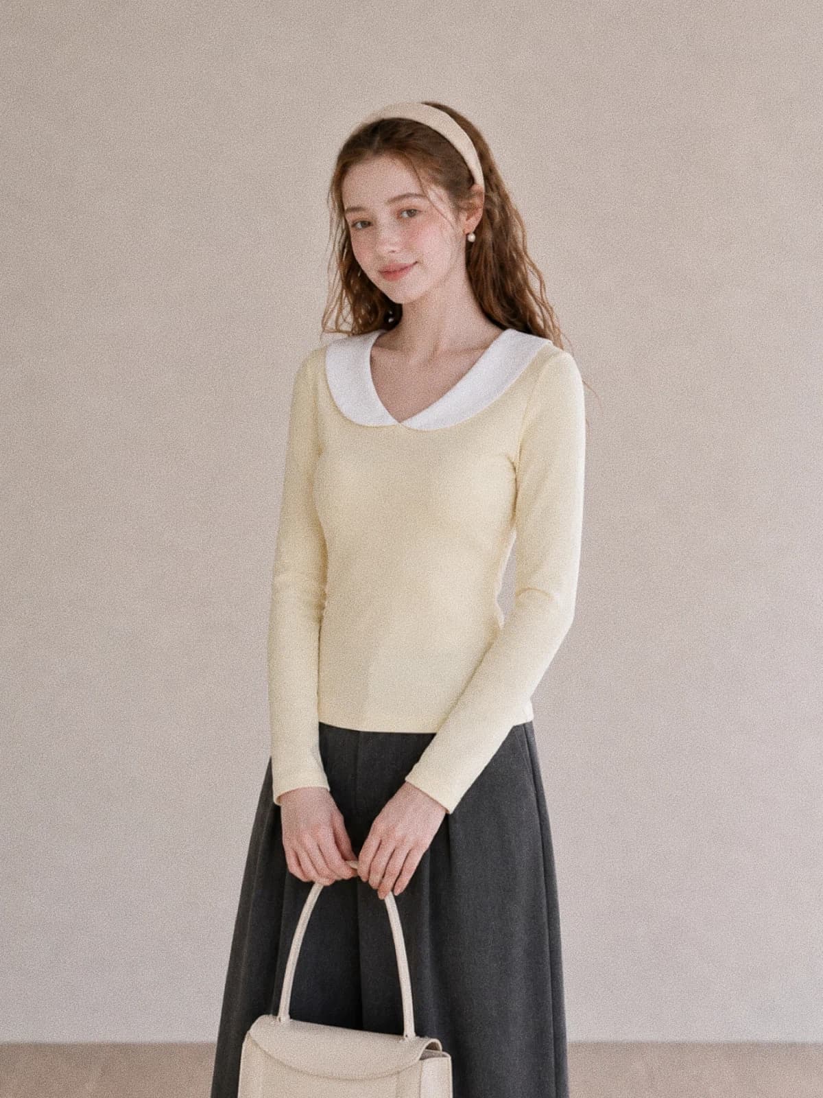가을 새로운 소녀 학원 스타일 우유 황색 베이비 칼라 티셔츠 여성 몸매 가꾸기 슬림해 보이는 배색 패치워크 긴팔 맨위 상세 이미지 4