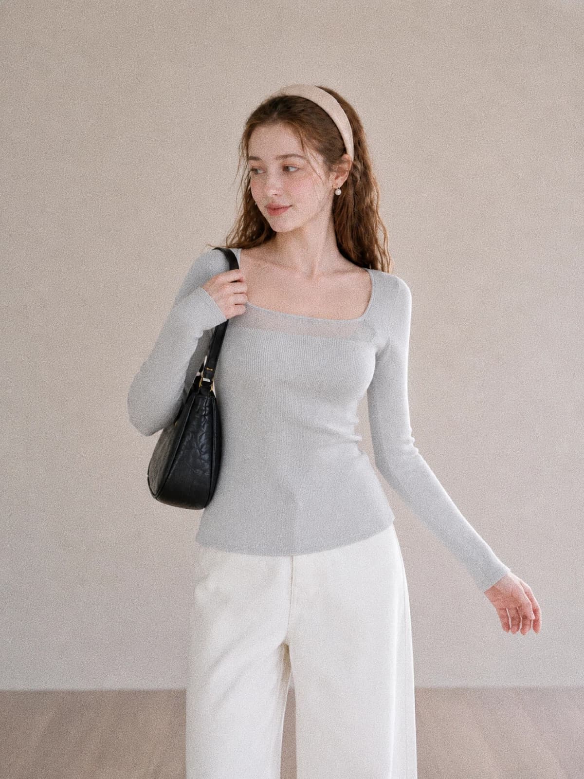 가을 새로운 프랑스식 부드러운 바람 광장 칼라 티셔츠 여성 몸매 가꾸기 슬림해 보이는 6 양모 시스루 패치워크 다용도 긴팔 맨위 상세 이미지 6