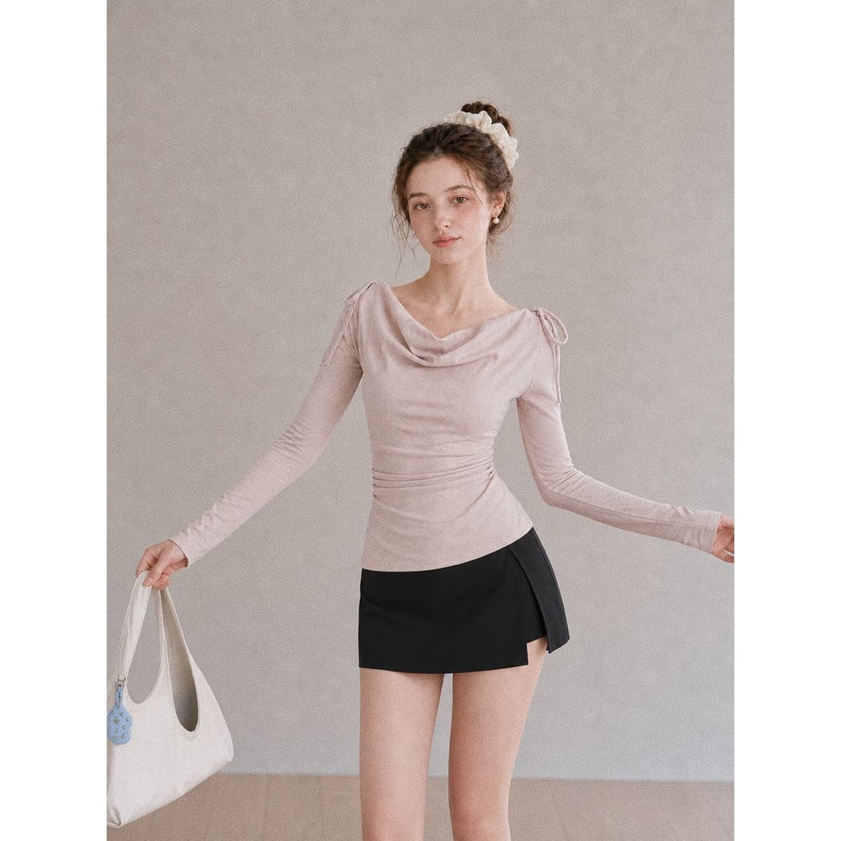 가을 새로운 프랑스식 순수한 욕망 흔들다 칼라 티셔츠 여성 몸매 가꾸기 슬림해 보이는 어깨 레이스업 양모 만나는 긴팔 맨위 이미지 2