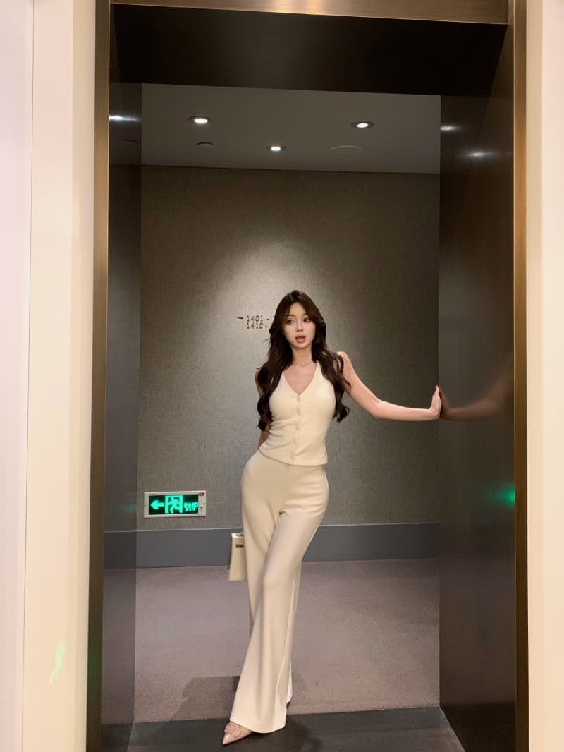 실사 정가 현대 우아함 베스트 긴 바지 세트 여름 새로운 품격 맨위 바지 슬림해 보이는 투피스 세트 이미지 4