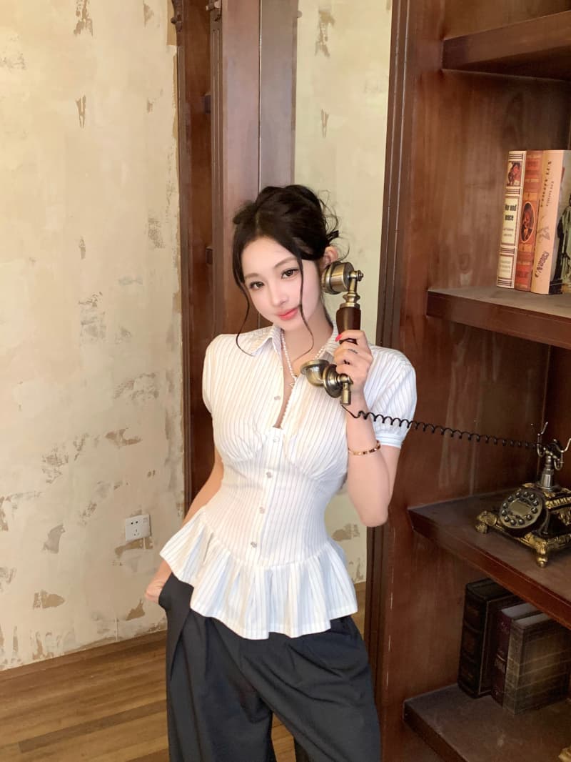 실사 정가 디자인 센스 스트라이프 허리 수축 반팔 맨위 뒤로 스트랩 학원 스타일 여성 셔츠 상세 이미지 9