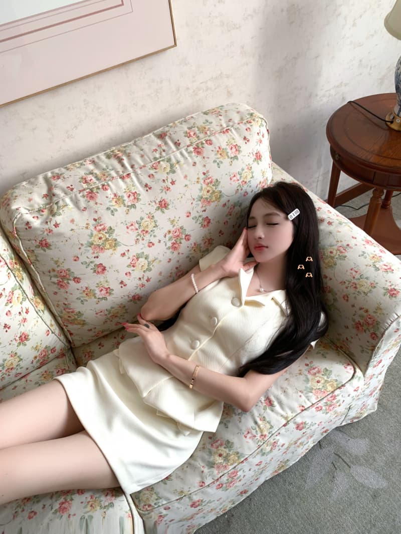 정가 실사 작은 샤넬 스타일 폴로 칼라 허리 수축 반팔 맨위 나비 매듭 한 단어 가방 작은 a 반 스커트 세트 봄 여름 상세 이미지 13