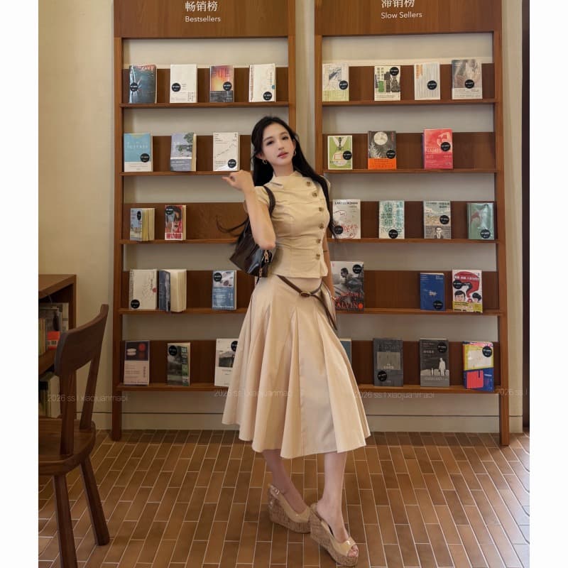실사 정가 프랑스식 레트로 스타일 폴로 칼라 반팔 셔츠 하이웨이스트 불규칙 반신 스커트 여성 여름 슬림해 보이는 세트 이미지 5