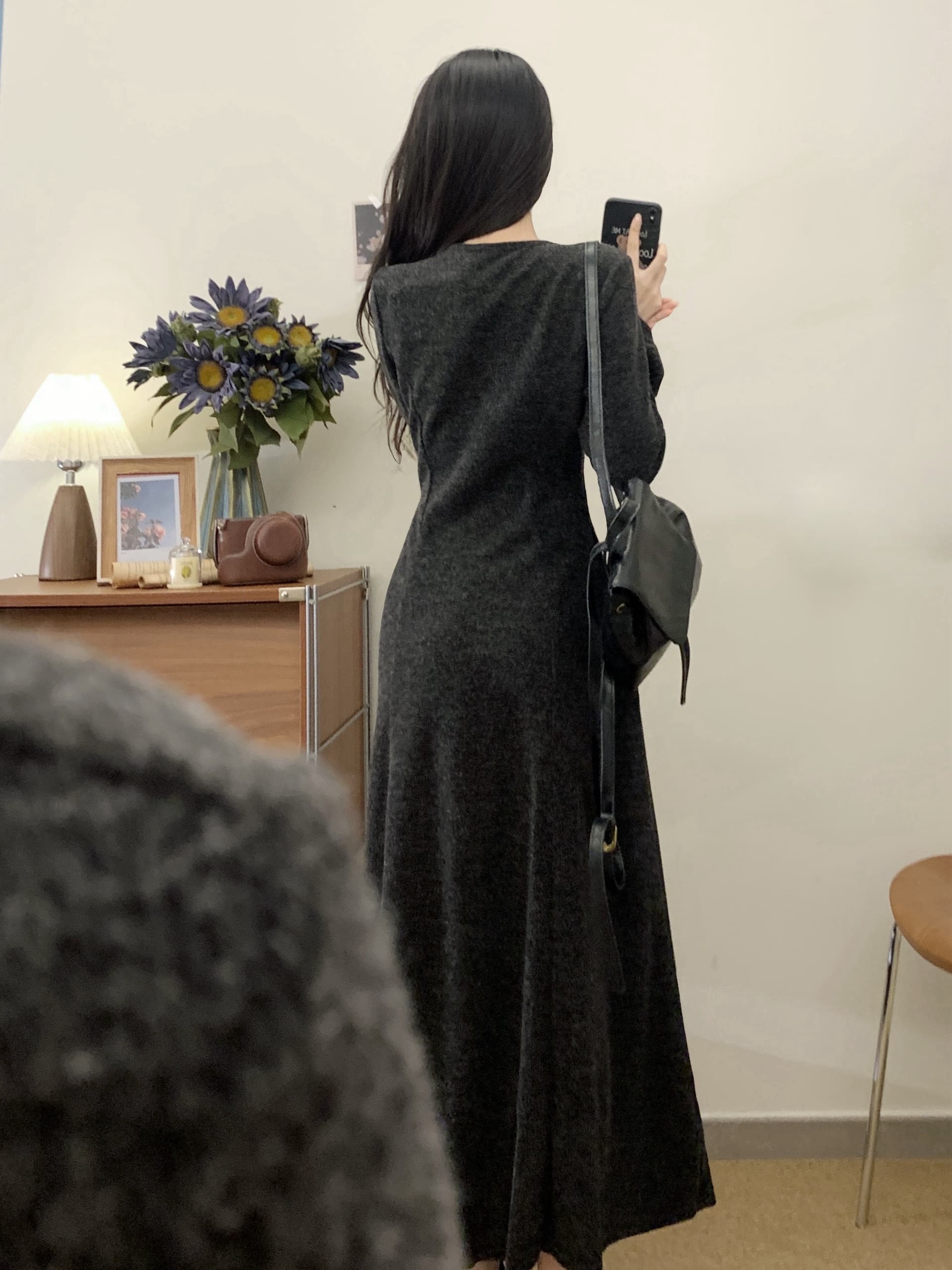 실사 2026 디자인 센스 니트 여성 드레스 고급 센스 허리 수축 슬림해 보이는 인사이드 가져 가라. 출퇴근 품격 롱 스커트 상세 이미지 17