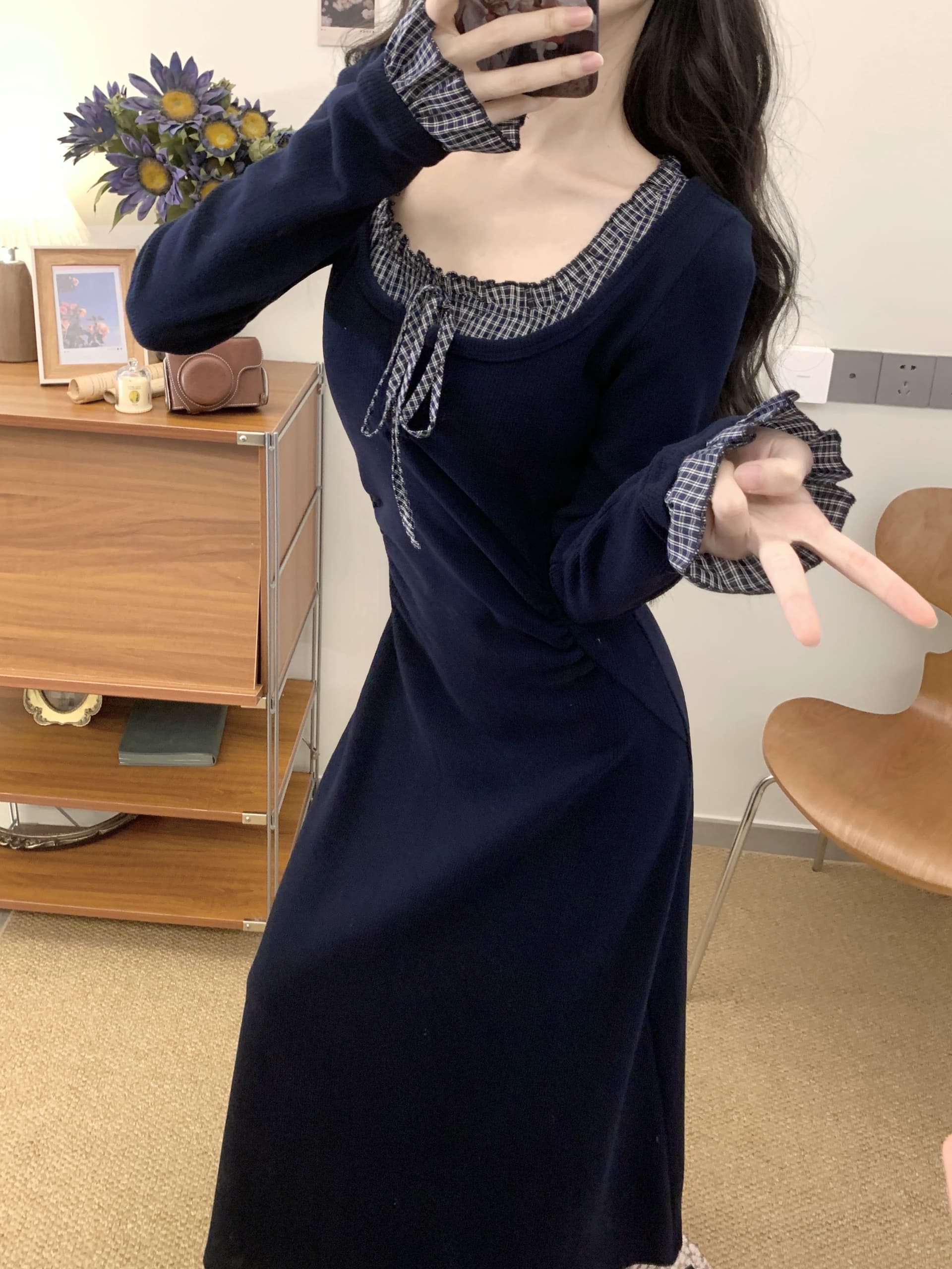 실사 2026 가을 새로운 프랑스식 패치워크 레트로 패션 품격 슬림해 보이는 디자인 센스 페이크 레이어드 드레스 상세 이미지 11