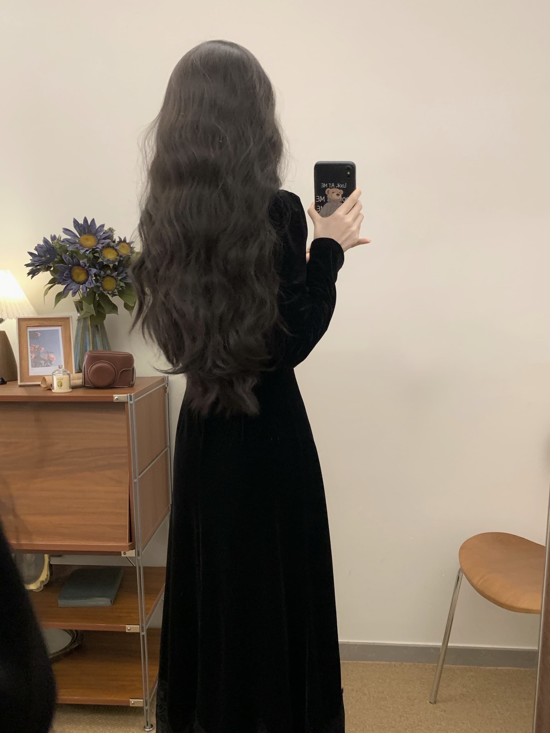 실사 2026 프랑스식 광장 칼라 미니멀리즘 절묘한 우아함 작은 여자 허리 수축 슬림해 보이는 레이스 측면 벨벳 드레스 상세 이미지 13