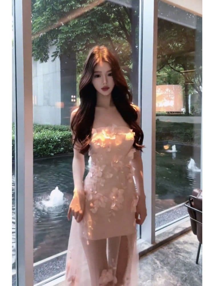 프랑스식 순수한 욕망 바람 3 차원 꽃 튜브탑 여성 드레스 여름 휴가 바람 허리 수축 슬림해 보이는 망사 타이트 스커트 롱 스커트