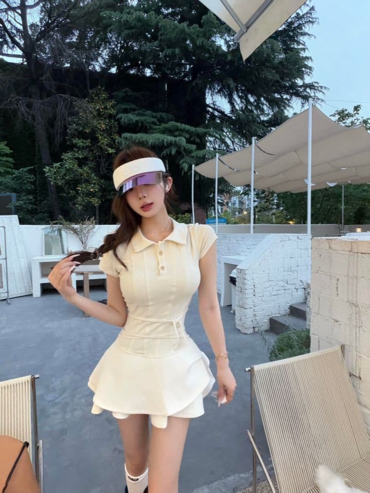 여름 새로운 한 부서 달콤함 품격 디자인 센스 미니멀리즘 몸매 가꾸기 반팔 패치워크 허리 수축 스트랩 점프 슈트 미니 스커트 여성 상세 이미지 4