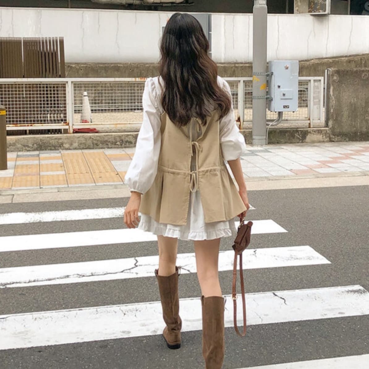 있음 선적 한국 chic 봄 새로운 한 부서 달콤함 뒤로 레이스업 디자인 센스 슬립 드레스 셔츠 이미지 3