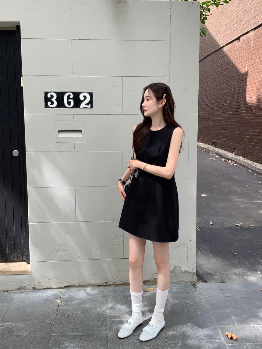 있음 선적 사이즈 업데이트 한국 chic 새로운 프랑스식 미니멀리즘 라운드 넥 품격 민소매 드레스 상세 이미지 13