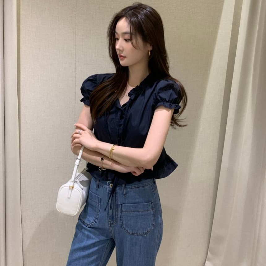 있음 선적 사이즈 업데이트 한국 chic 여름 새로운 달콤함 디자인 센스 레이스업 레이스 슬림해 보이는 쇼트 스타일 작은 셔츠 이미지 2