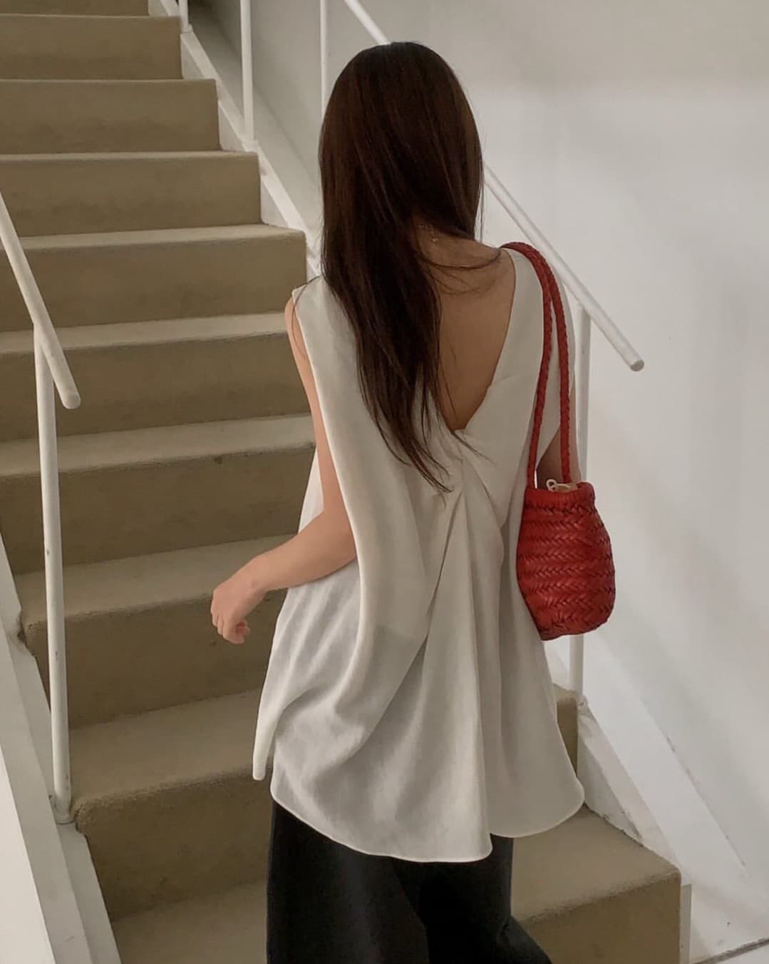 한국 chic 여름 새로운 ins 디자인 센스 문예 팬 뒤로 주름 민소매 조끼 셔츠 상세 이미지 10