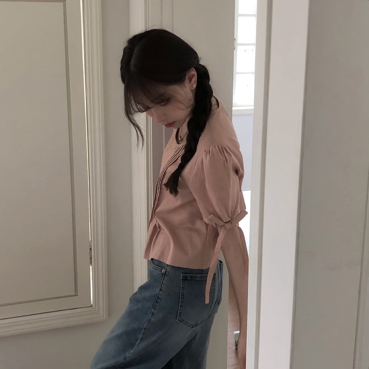있음 선적 사이즈 업데이트 한국 chic 여름 새로운 프랑스식 커프스 레이스업 품격 주름 미니멀리즘 반팔 셔츠 상세 이미지 4