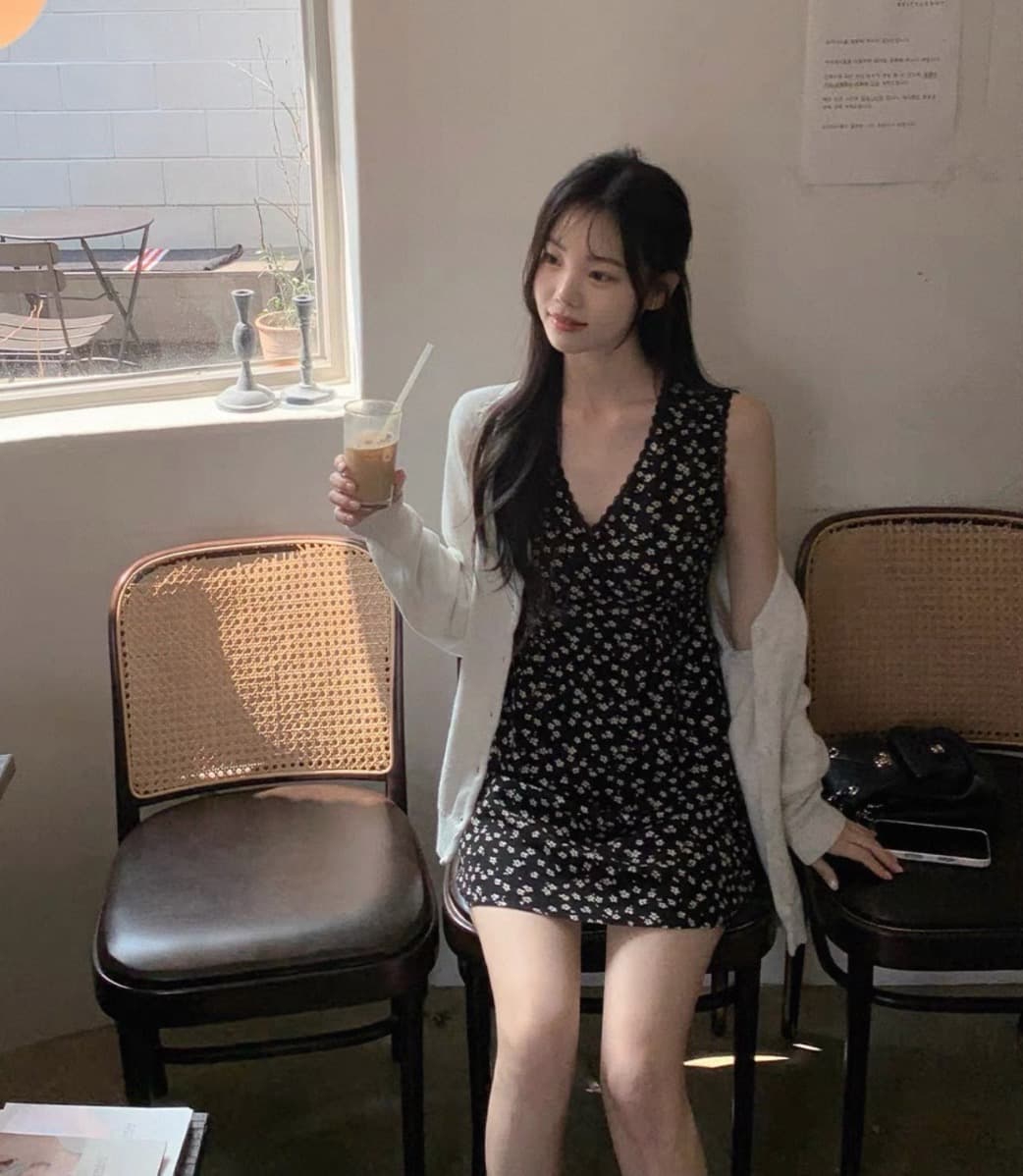 있음 선적 사이즈 업데이트 한국 chic 여름 새로운 ins 달콤함 레이스 조각 V넥 프린트 짧은 드레스 상세 이미지 9