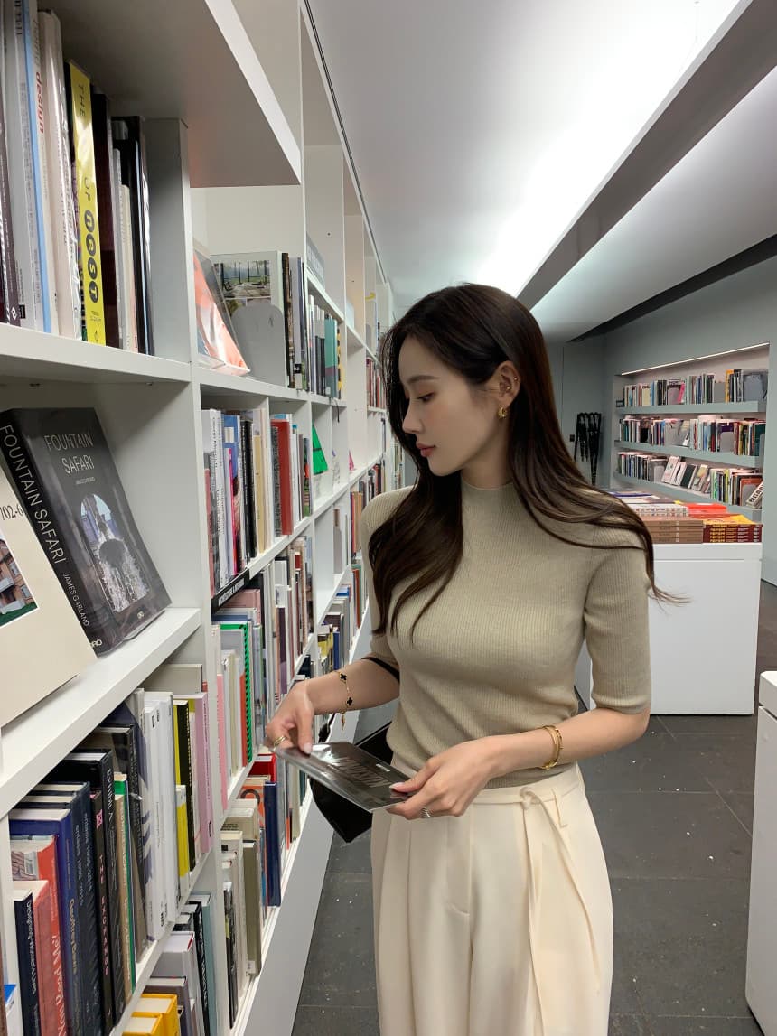있음 선적 사이즈 업데이트 한국 chic 여름 새로운 프랑스식 미니멀리즘 품격 반팔 니트 맨위 상세 이미지 6