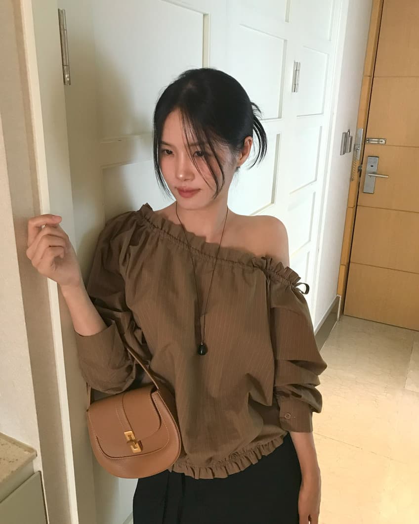 한국 chic 이른 가을 새로운 ins 오프숄더 경 사진 펌프 로프 느슨함 센스 슬림해 보이는 수직 기사 긴팔 셔츠 상세 이미지 6