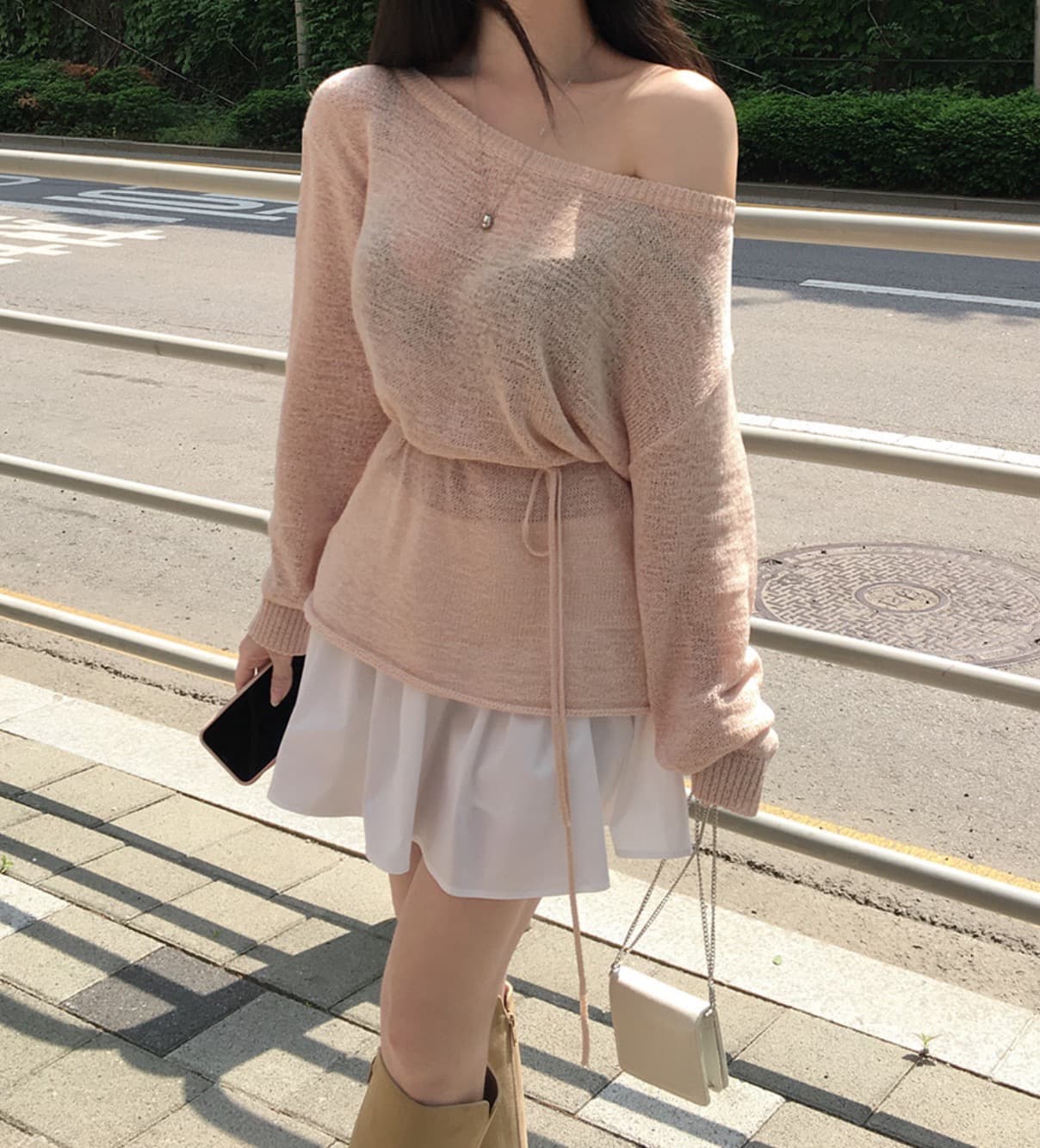 한국 chic 이른 가을 새로운 ins 오프숄더 고급 센스 순수한 색상 시스템 허리 슬림해 보이는 긴팔 니트 스웨터 상세 이미지 6