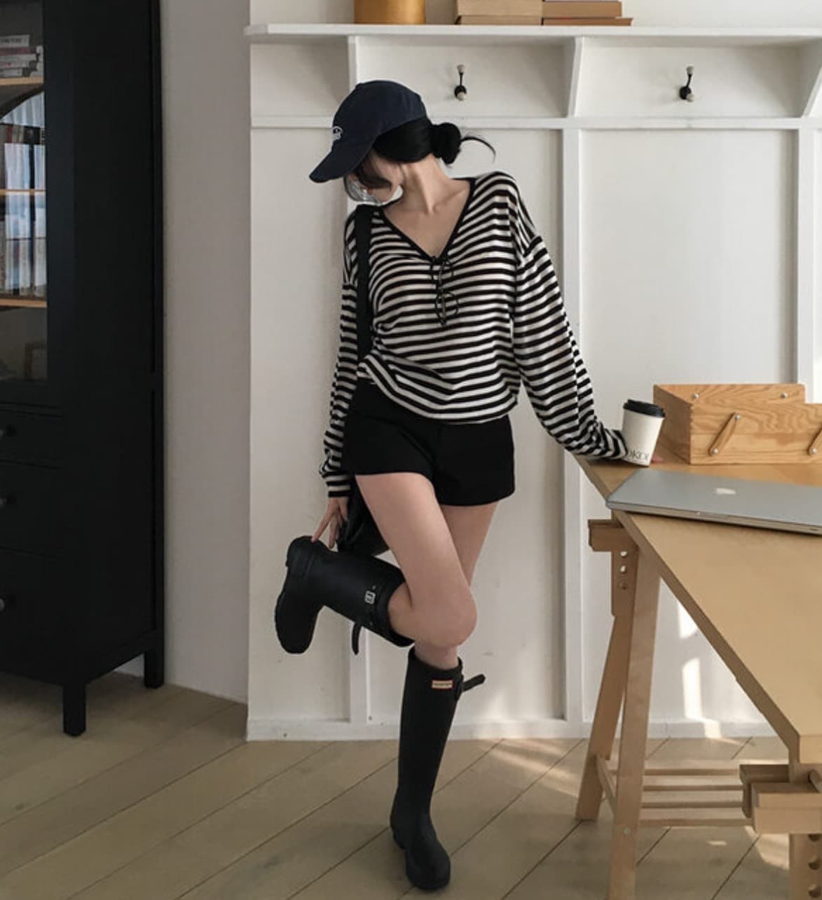 한국 chic 이른 가을 새로운 ins 빅 브이 넥 스트라이프 품격 느슨함 센스 긴팔 니트 스웨터 상세 이미지 6