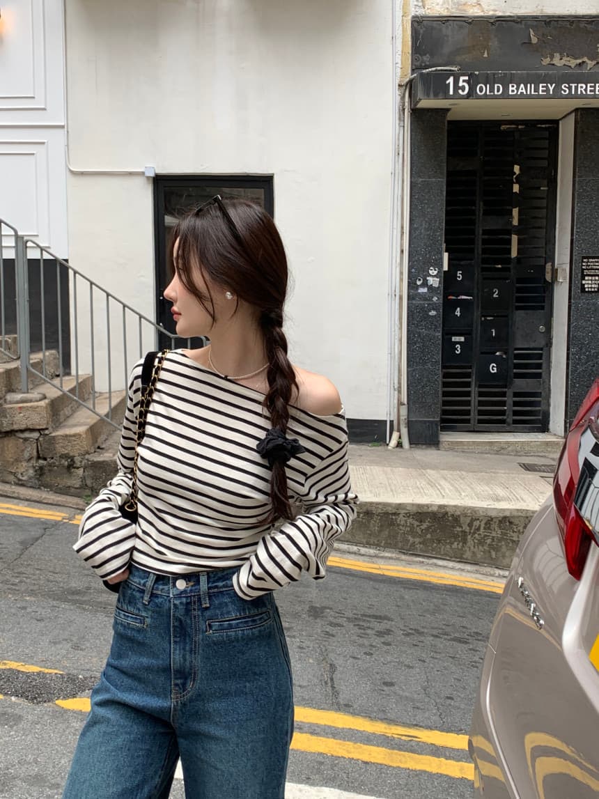 있음 선적 사이즈 업데이트 한국 chic 가을 스트라이프 오프숄더 긴팔 티셔츠 여성 슬림해 보이는 다용도 맨위 상세 이미지 19