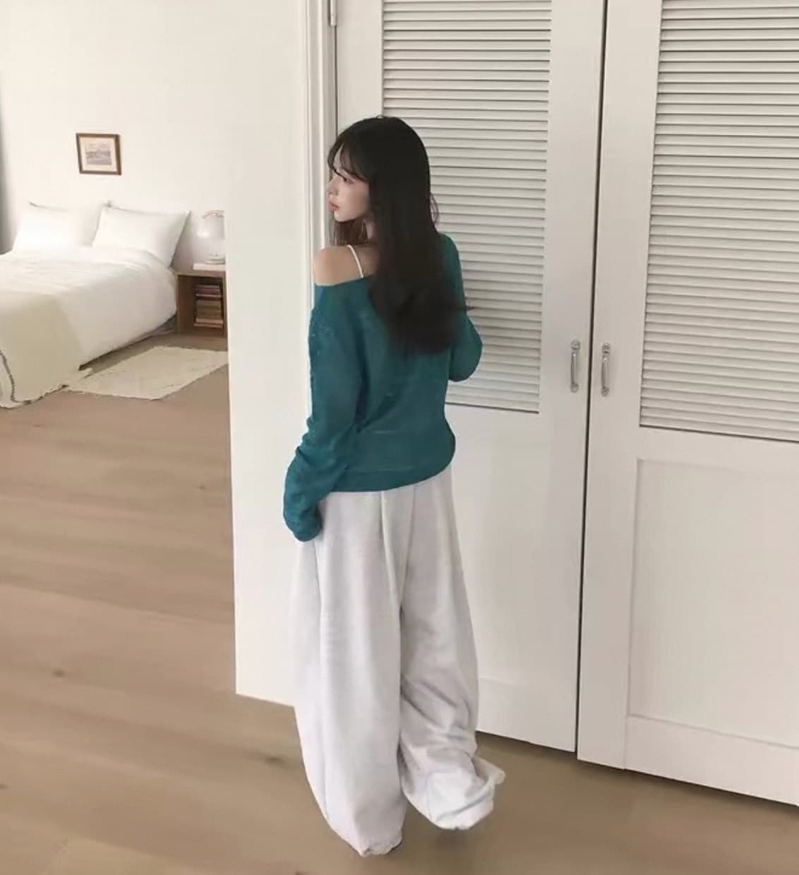 있음 선적 사이즈 업데이트 한국 chic 이른 가을 ins 홀로우 아웃 보트넥 느슨함 센스 긴팔 니트 스웨터 셔츠 상세 이미지 3