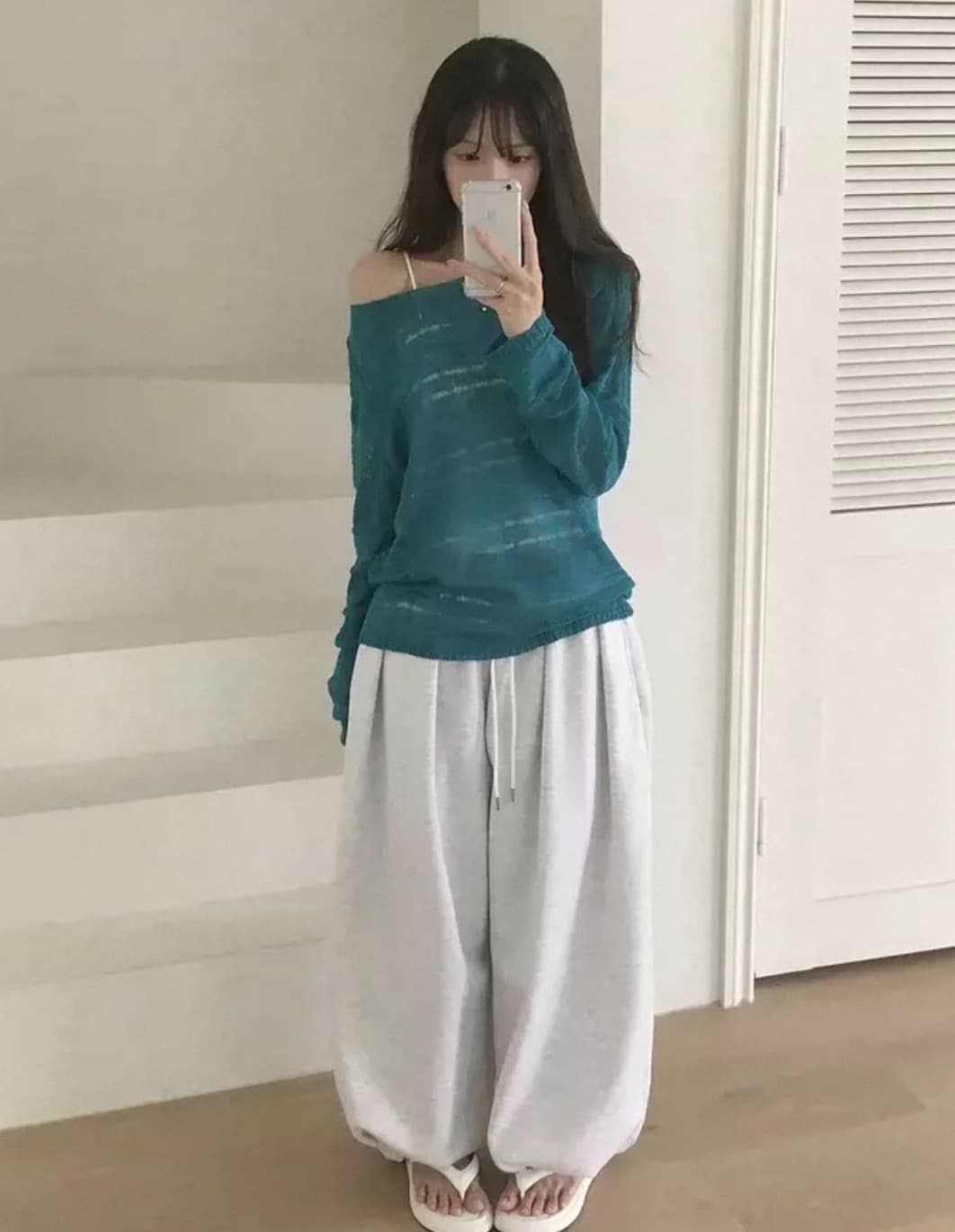 있음 선적 사이즈 업데이트 한국 chic 이른 가을 ins 홀로우 아웃 보트넥 느슨함 센스 긴팔 니트 스웨터 셔츠 상세 이미지 7