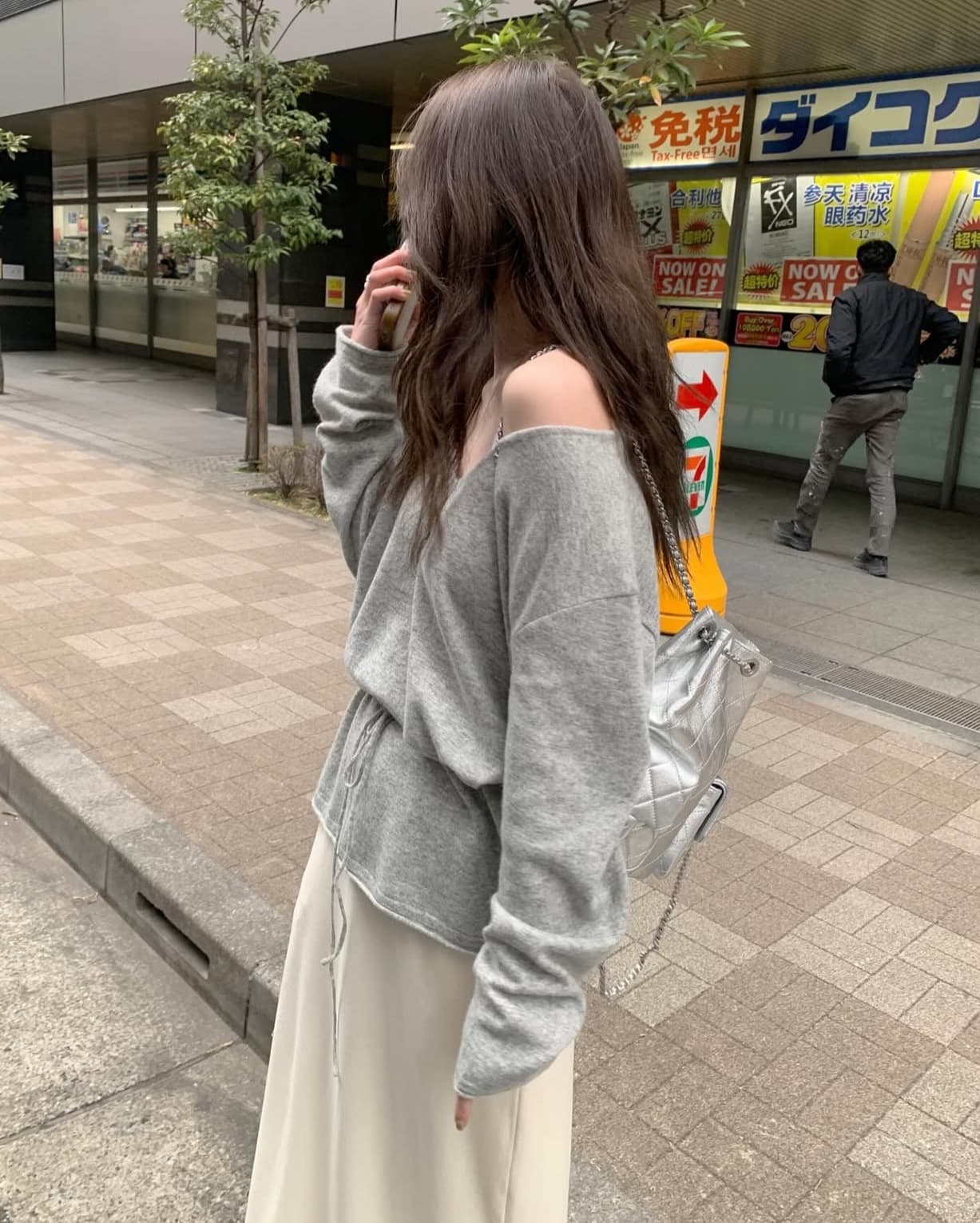있음 선적 사이즈 업데이트 한국 chic 가을 새로운 V넥 오프숄더 느슨함 센스 부서 허리 슬림해 보이는 니트 스웨터 상세 이미지 1