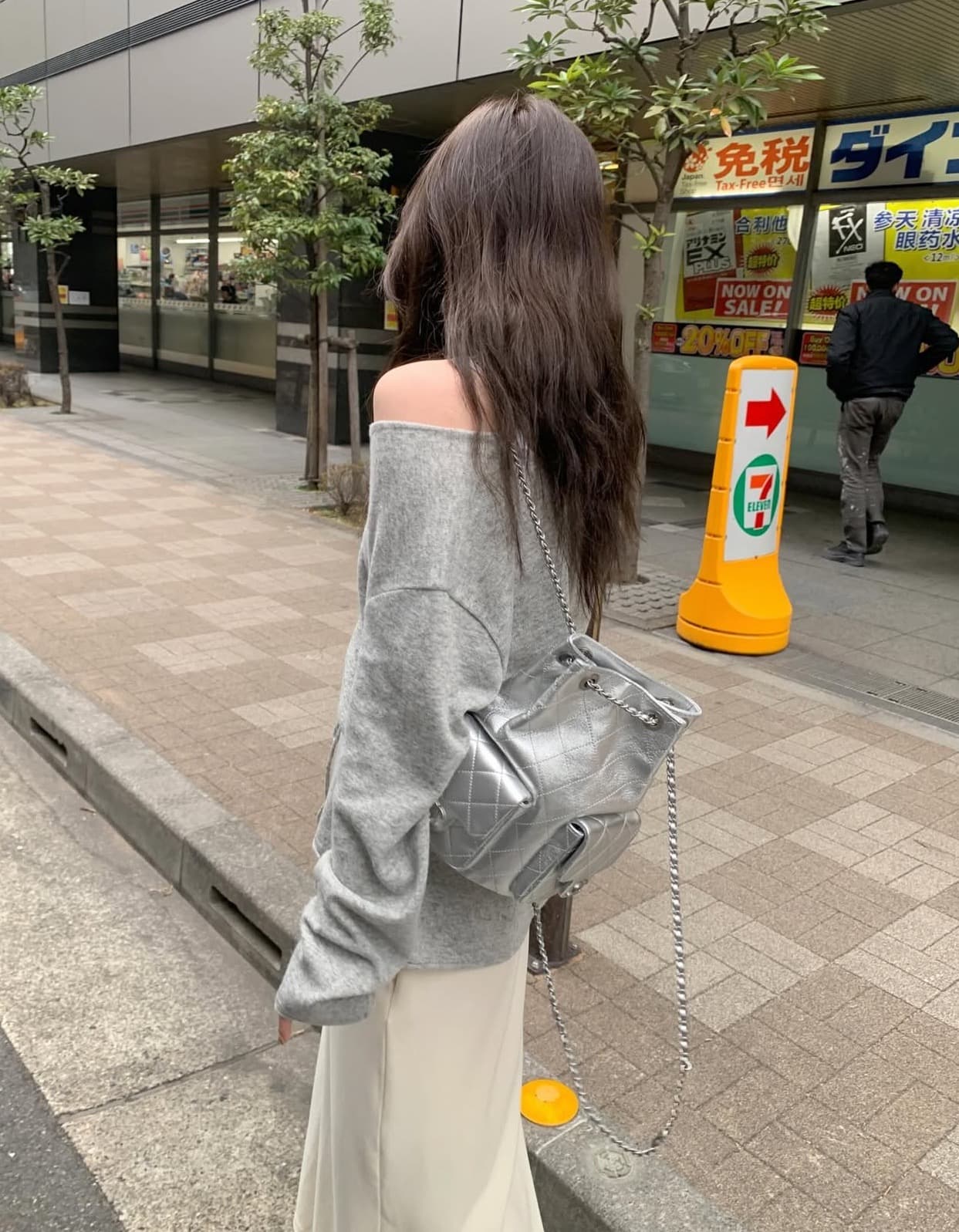 있음 선적 사이즈 업데이트 한국 chic 가을 새로운 V넥 오프숄더 느슨함 센스 부서 허리 슬림해 보이는 니트 스웨터 상세 이미지 3