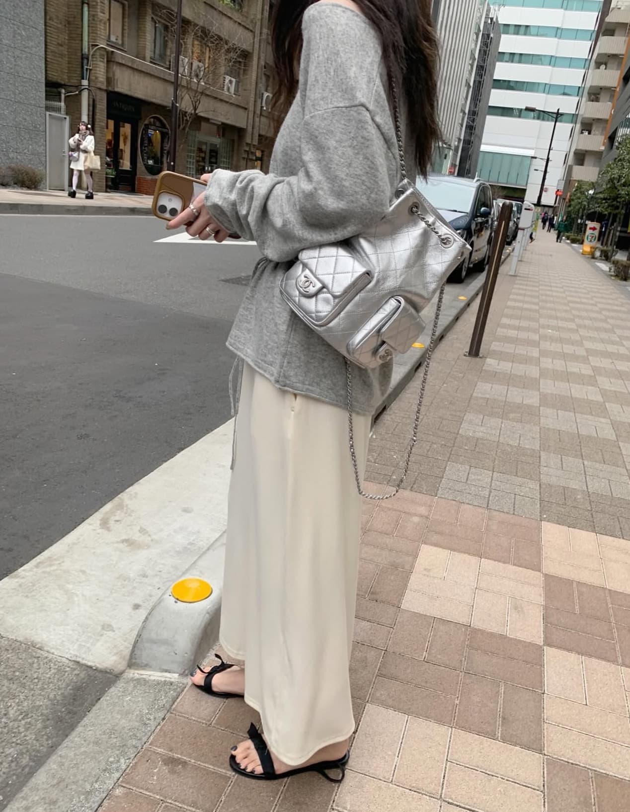 있음 선적 사이즈 업데이트 한국 chic 가을 새로운 V넥 오프숄더 느슨함 센스 부서 허리 슬림해 보이는 니트 스웨터 상세 이미지 14