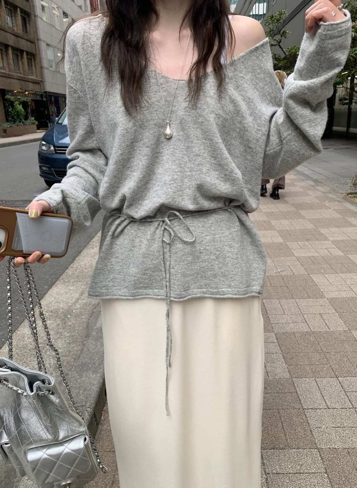 있음 선적 사이즈 업데이트 한국 chic 가을 새로운 V넥 오프숄더 느슨함 센스 부서 허리 슬림해 보이는 니트 스웨터 상세 이미지 15