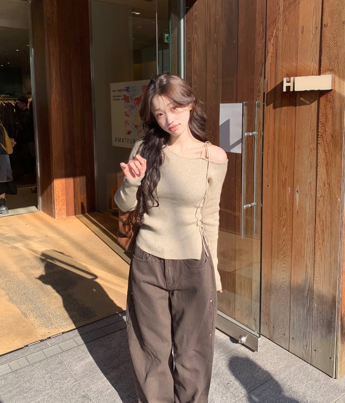 한국 chic 가을 새로운 ins 디자인 센스 오프숄더 레이스업 허리 주름 트임 슬림해 보이는 긴팔 니트 스웨터 상세 이미지 12