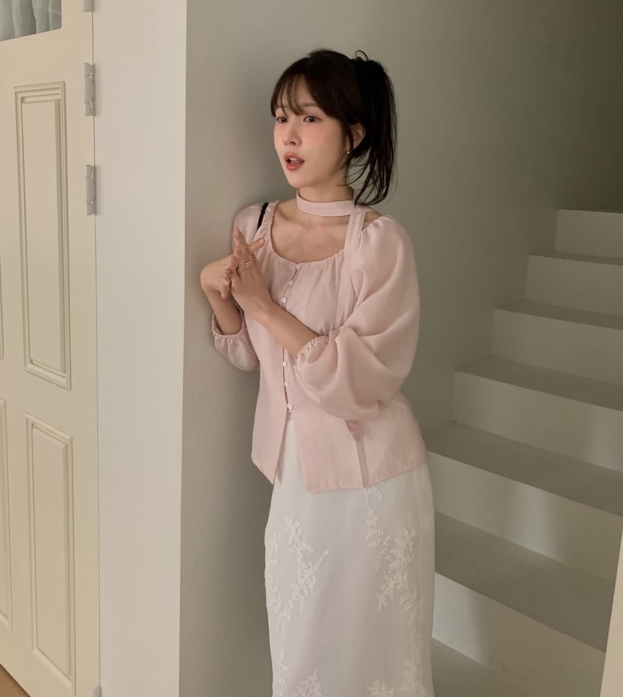 한국 chic 가을 새로운 ins 부드러운 바람 행침 목 리본 품격 단추 긴팔 셔츠 상세 이미지 2